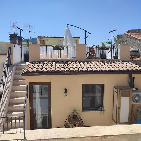 L'Oliva Contesa - La Nera Gaeta Exterior foto