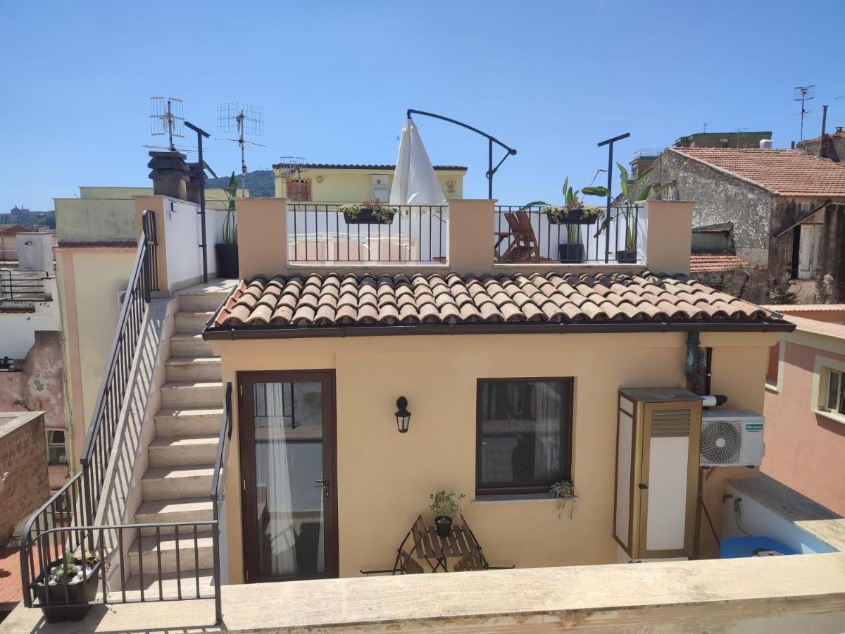 L'Oliva Contesa - La Nera Gaeta Exterior foto